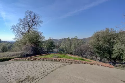 22212 Loop Dr, Redding, CA 96003 photo 39