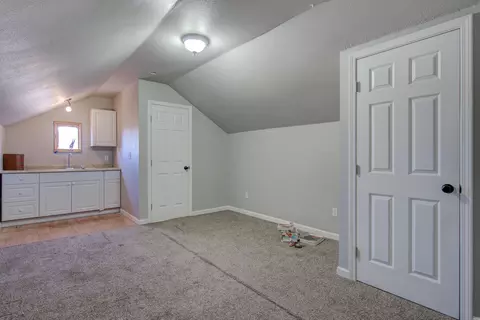 22212 Loop Dr, Redding, CA 96003 photo 45