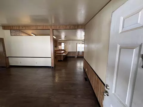 1401 Menomenee Ln, Redding, CA 96003 photo 5