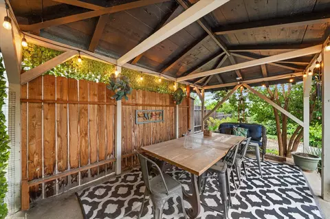 1901 Chestnut St, Redding, CA 96001 photo 40