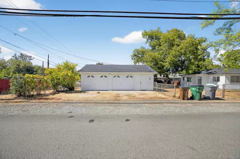4344 Meade St, Shasta Lake, CA 96019