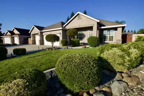 522 Centavo Way, Redding, CA 96003
