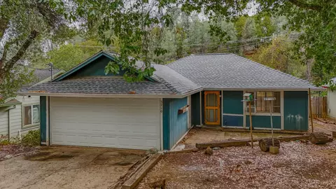 3710 Laurel St, Shasta Lake, CA 96019