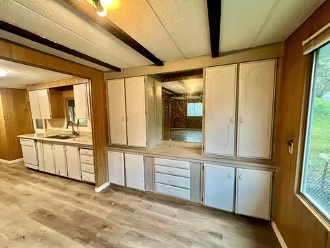 22154 Ravine Ct, Redding, CA 96003 photo 8