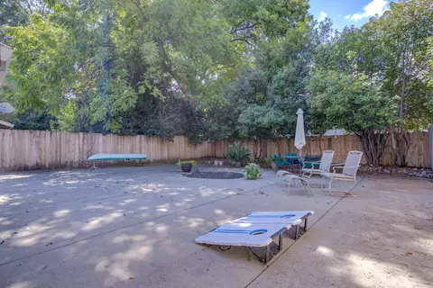 1825 Del Mar Ave, Redding, CA 96003 photo 14