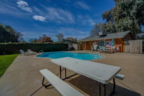 1825 Del Mar Ave, Redding, CA 96003 photo 18