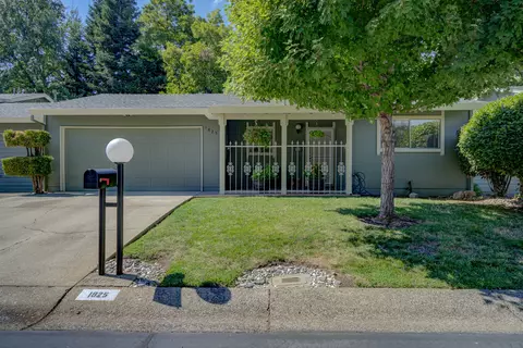 1825 Del Mar Ave, Redding, CA 96003