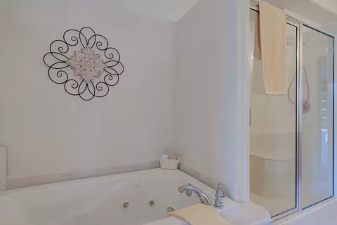 1208 Riviera Dr, Redding, CA 96001 photo 29