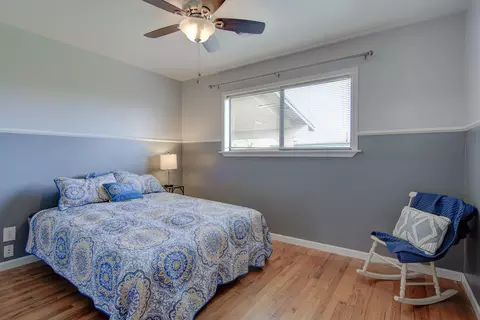 1208 Riviera Dr, Redding, CA 96001 photo 17