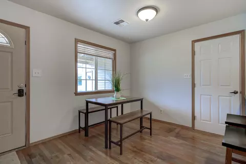 1208 Riviera Dr, Redding, CA 96001 photo 7