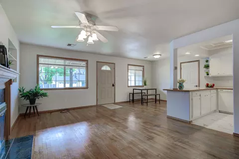 1208 Riviera Dr, Redding, CA 96001 photo 5