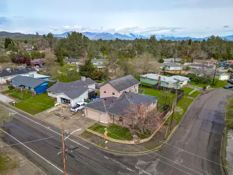 1208 Riviera Dr, Redding, CA 96001 photo 37