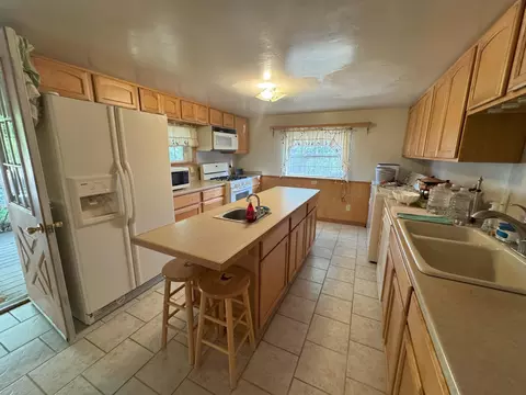 Kitchen - 25991 Cir Bell Rd, Fall River Mills, CA 96028 photo 1 of 5