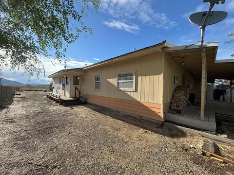 Exterior - 25991 Cir Bell Rd, Fall River Mills, CA 96028 photo 5 of 16