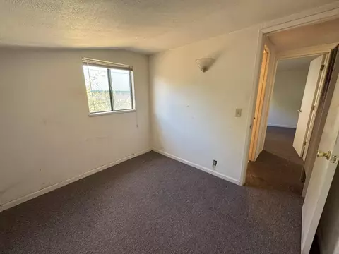 Bedroom - 25991 Cir Bell Rd, Fall River Mills, CA 96028 photo 11 of 13