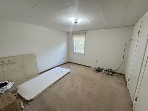 Bedroom - 25991 Cir Bell Rd, Fall River Mills, CA 96028 photo 1 of 13