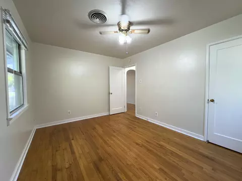 Bedroom - 1816 Garden Ave, Redding, CA 96001 photo 3 of 4