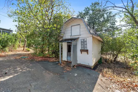 14086 Old Oregon Trl, Redding, CA 96003 photo 34