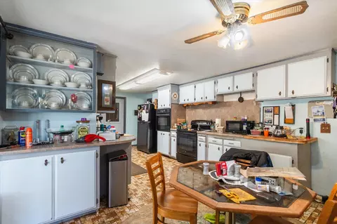 14086 Old Oregon Trl, Redding, CA 96003 photo 14