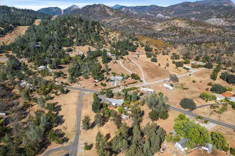 14086 Old Oregon Trl, Redding, CA 96003 photo 40