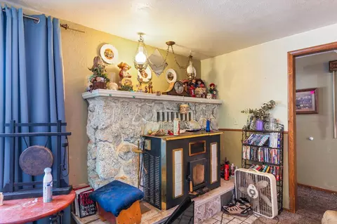 14086 Old Oregon Trl, Redding, CA 96003 photo 7
