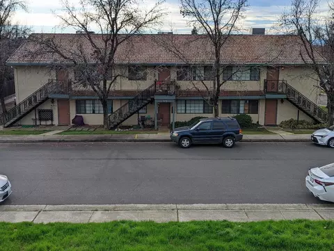Exterior - 1313 Lancers Ln, Redding, CA 96003 photo 10 of 10