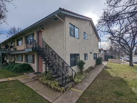Other - 1313 Lancers Ln, Redding, CA 96003 photo 3 of 7