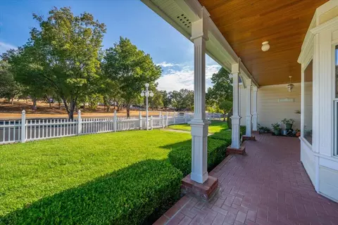 Exterior - 18771 Drake Rd, Red Bluff, CA 96080 photo 8 of 31