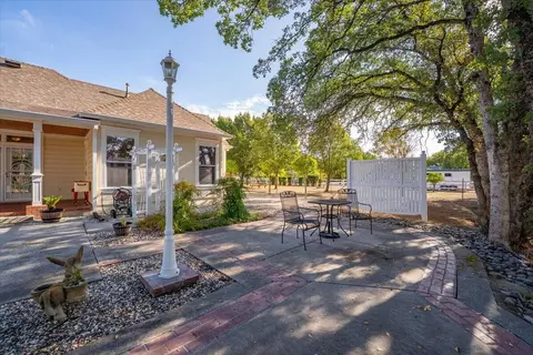 Exterior - 18771 Drake Rd, Red Bluff, CA 96080 photo 15 of 31