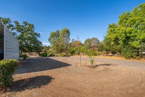 Exterior - 18771 Drake Rd, Red Bluff, CA 96080 photo 25 of 31