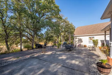 Exterior - 18771 Drake Rd, Red Bluff, CA 96080 photo 18 of 31