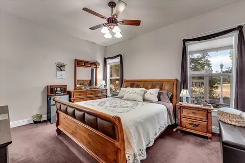 Bedroom - 18771 Drake Rd, Red Bluff, CA 96080 photo 1 of 5