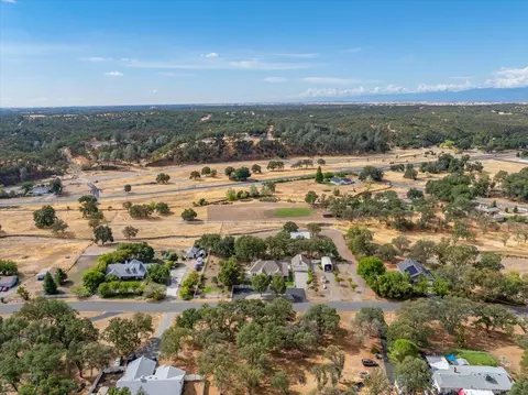 View/Area - 18771 Drake Rd, Red Bluff, CA 96080 photo 7 of 8