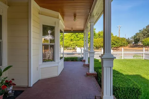 Exterior - 18771 Drake Rd, Red Bluff, CA 96080 photo 7 of 31