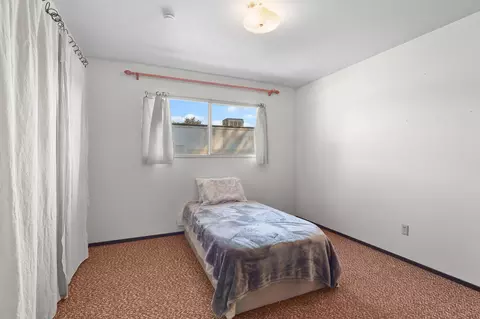 Bedroom - 21077 Dodson Ln, Anderson, CA 96007 photo 1 of 8