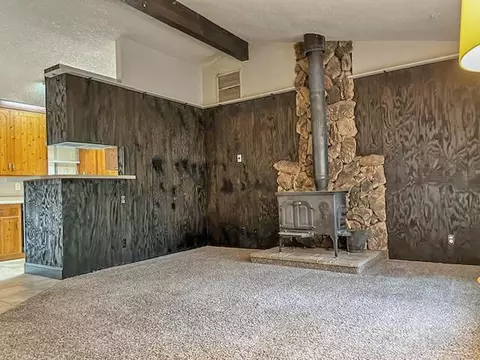 Living - 12097 Romar St, Redding, CA 96003 photo 2 of 3