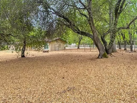 Exterior - 12097 Romar St, Redding, CA 96003 photo 11 of 12