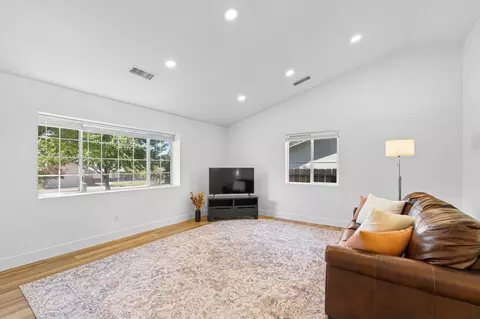 Living - 1728 Almaden Dr, Redding, CA 96001 photo 1 of 1
