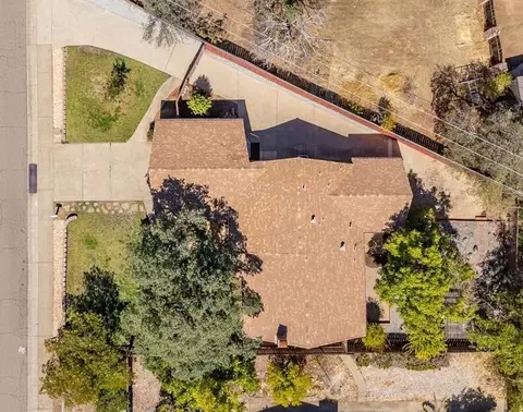 1605 Wisconsin Ave, Redding, CA 96001 photo 2