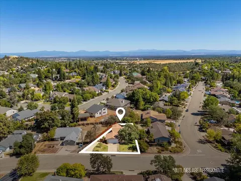 1605 Wisconsin Ave, Redding, CA 96001 photo 3
