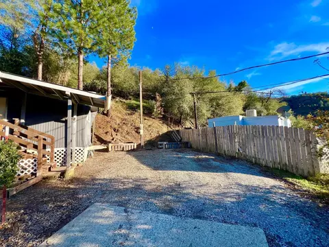 14769 Ravine Rd, Redding, CA 96003 photo 2
