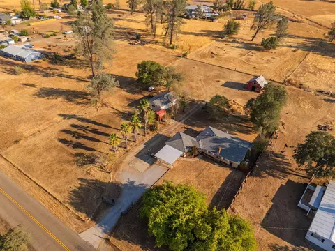 View/Area - 17297 Lassen Ave, Anderson, CA 96007 photo 3 of 3
