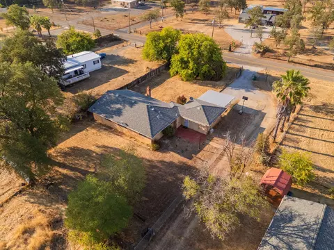View/Area - 17297 Lassen Ave, Anderson, CA 96007 photo 2 of 3