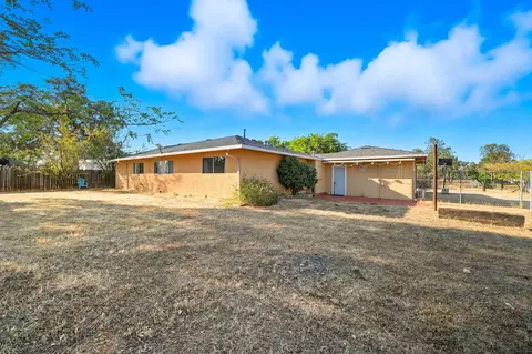 Exterior - 17297 Lassen Ave, Anderson, CA 96007 photo 2 of 3