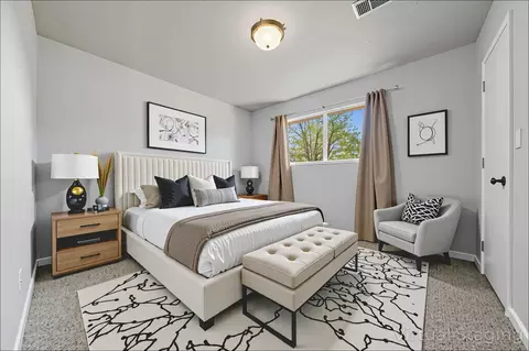 Bedroom - 17297 Lassen Ave, Anderson, CA 96007 photo 5 of 6