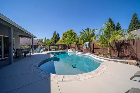 Exterior - 2796 Madison River Dr, Redding, CA 96002 photo 3 of 10