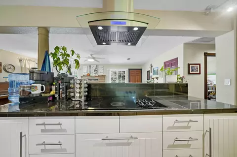 Kitchen - 25031 Kauffman Ave, Red Bluff, CA 96080 photo 5 of 5