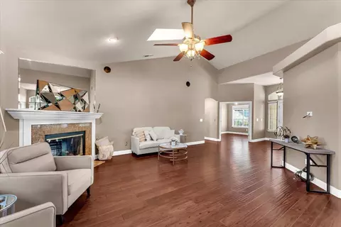 Living - 5810 Diamond Ridge Dr, Redding, CA 96003 photo 1 of 2