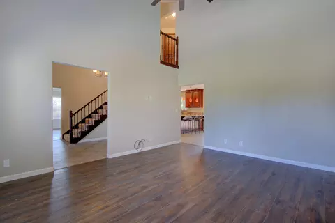 Living - 20509 Bernard Way, Redding, CA 96003 photo 7 of 7