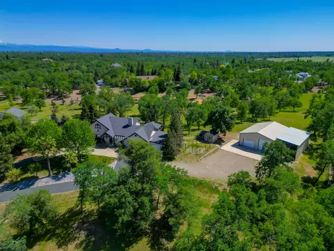 View/Area - 20509 Bernard Way, Redding, CA 96003 photo 3 of 7